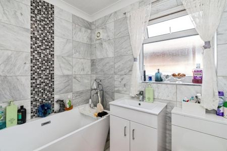 Green Fleet Drive, Oulton, LOWESTOFT - Photo 5