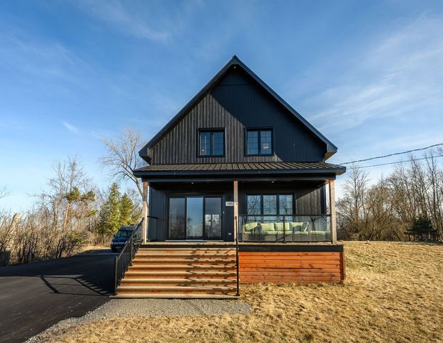 À louer / Maison à étages - Photo 1