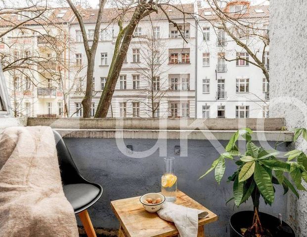 GUZET - 5 rooms apartment with balcony in Friedrichshain (Berlin) - Foto 1