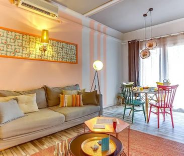 Carrer de Saragossa, Barcelona, Catalonia 08006 - Photo 1