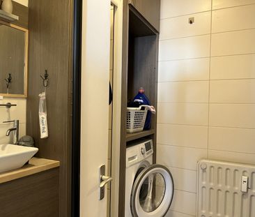 Centraal gelegen appartement met twee slaapkamers. - Photo 4