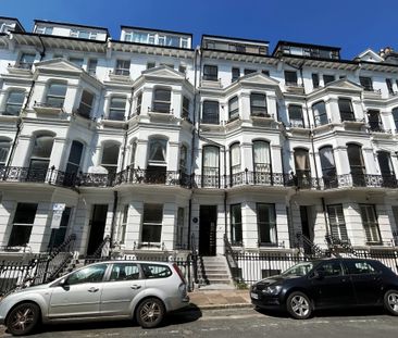 17 St Michael's Place - Photo 5