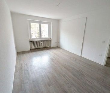 Tolle 3-Zimmer-Wohnung mit modernem Bad und Balkon - Foto 1