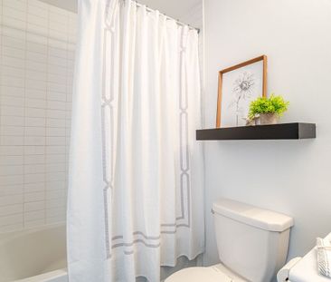 For Lease - 570 Lolita Gardens Unit# 114, Mississauga, Ontario - Photo 5