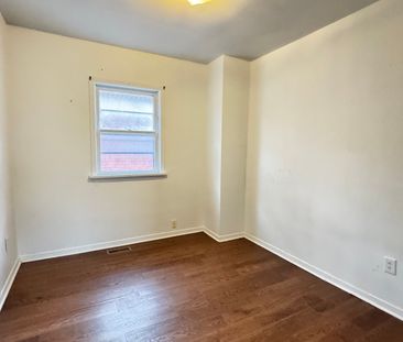 For Lease - 256 East Main Street Unit# Upper, Welland, Ontario - Photo 6