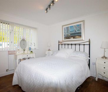 2 bedroom apartment to rent - Photo 6