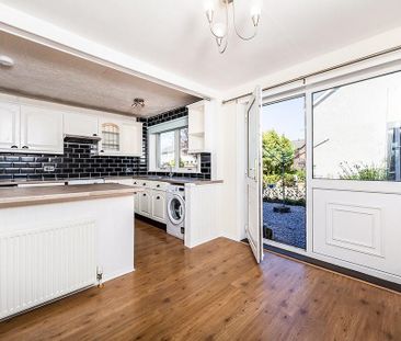 2 bedroom terraced house to rent - Photo 5