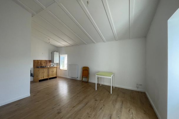 Studio à louer - Photo 1
