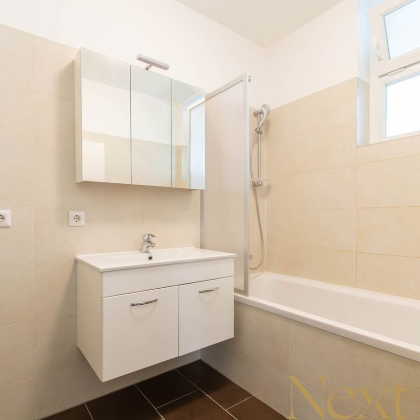 Gartenwohnung! Lichtdurchflutete 2,5-Zimmer-Wohnung mit voll ausgestatteter Einbauküche in Linz zu vermieten! - Photo 1