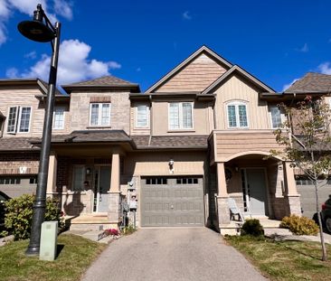 For Lease - 13 Dresser Lane, Hamilton, Ontario - Photo 2