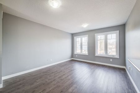 For Lease - 24 Morrison Road Unit# D5, Kitchener, Ontario - Photo 2