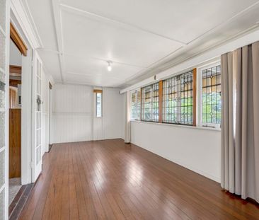 Classic Queenslander Charm Meets Everyday Convenience - Photo 3