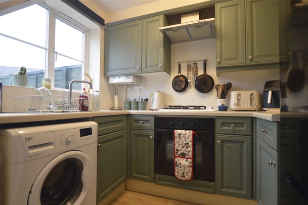 Vine Way, Stonehills, Tewkesbury, Gloucestershire, GL20 - Photo 1