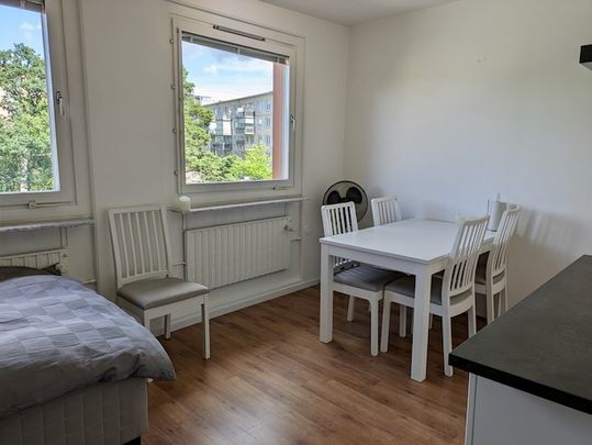 Pressarvägen, Järfälla - Foto 1