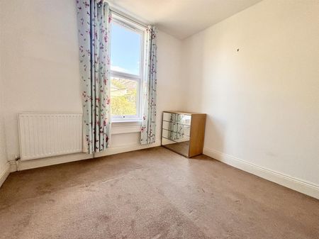 Wellsway, Bath - Photo 3