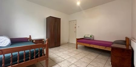 Room in a Shared House, Stockwell Gardens, SW9 - Photo 3