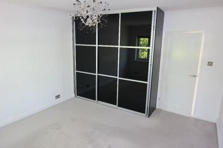 3 bedroom apartment to rent - Photo 5