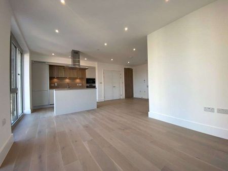 A two bedroom apartment to rent in Verto - Reading's popular residential building, with a balcony, residents gym and an exceptional standard of presentation. - Photo 2