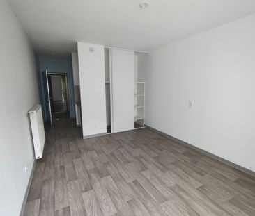 Location Appartement 1 pièce 22m² FRANQUEVILLE ST PIERRE 76520 - Photo 1