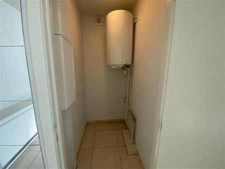 Appartement met twee slaapkamers nabij het centrum van Aalst - Photo 2