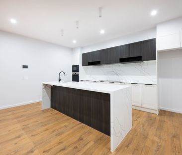 209 Sculthorpe Avenue, Whitlam ACT 2611 - House For Rent | Domain - Photo 4