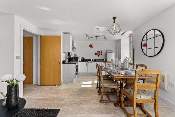 Textile Street - Photo 1