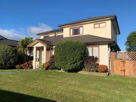 58 Cypress Drive, Maungaraki - Photo 1