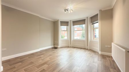 2 Bedroom Apartment - First Floor - Photo 3