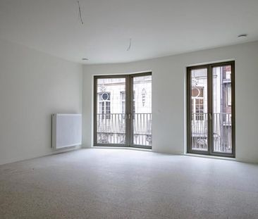 Appartement te huur - Photo 1