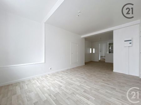 Location Appartement 1 pièce 34m² TROYES 10000 - Photo 4