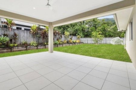 Quality Entertainer – Media or Fifth Bedroom – Solar - Green Thumb Paradise - Photo 5