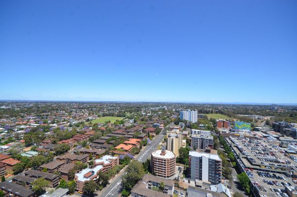 Beautiful Two Bedroom Apartment with Stunning Views!!!! - Photo 1