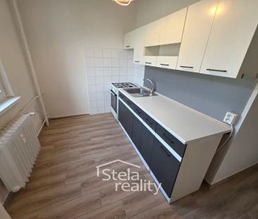 Pronájem bytu, 2+1, 56 m - Fotografie 1