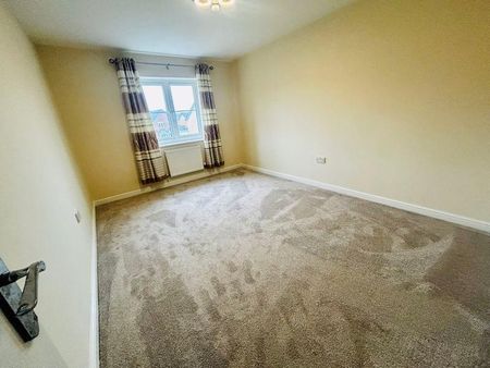 Ffordd Antwn, Bridgend - Photo 4