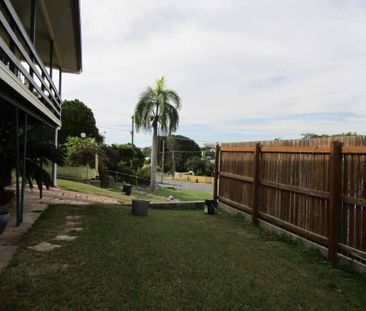 Elavated Home in West Gladstone - Photo 5