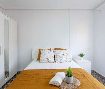 Calle Calvo Acacio, Valencia, Valencian Community 46017 - Photo 1