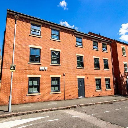 4 bedroom flat to rent - Photo 4