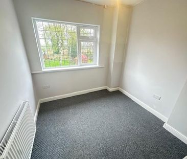 4 bedroom semi-detached house to rent - Photo 6