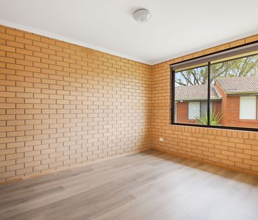 Your Perfect Blend of Comfort, Simplicity, and Location - Photo 2