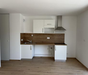 Location Appartement 2 pièces 42m² NANTES 44300 - Photo 3