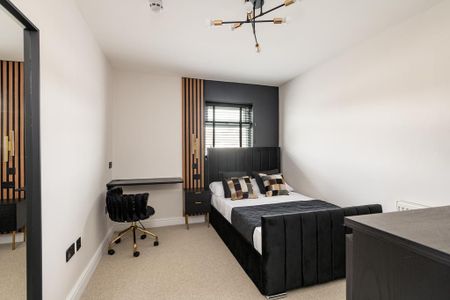 7 bedroom terraced house to rent - Photo 3