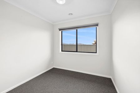 BRAND NEW FOUR BEDROOM FAMILY HOME - Photo 5