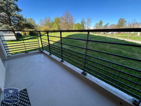 Location Appartement 3 pièces 77m² COULAINES 72190 - Photo 4