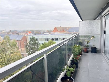 Appartement te huur - Foto 4