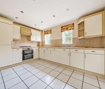 Willow Drive, Carterton, OX18 - Photo 1