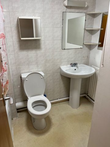 2 Bed Terraced House, Bluecoat Close, NG1 - Photo 2