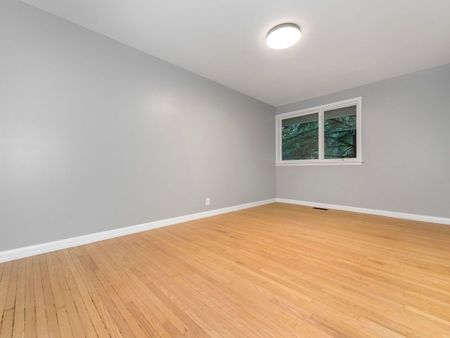 For Lease - 1847 Will Scarlett Drive, Mississauga, Ontario - Photo 4