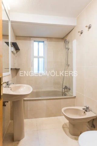 Piso de alquiler en Arturo Soria, Concepción - Photo 4
