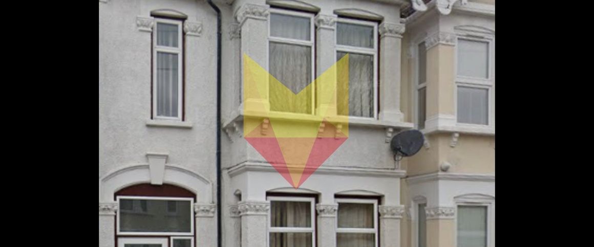 5 Bed Terraced House, Essex Road, IG11 - Photo 1