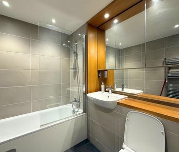 2 Bed Flat, Rathbone Market, E16 - Photo 6